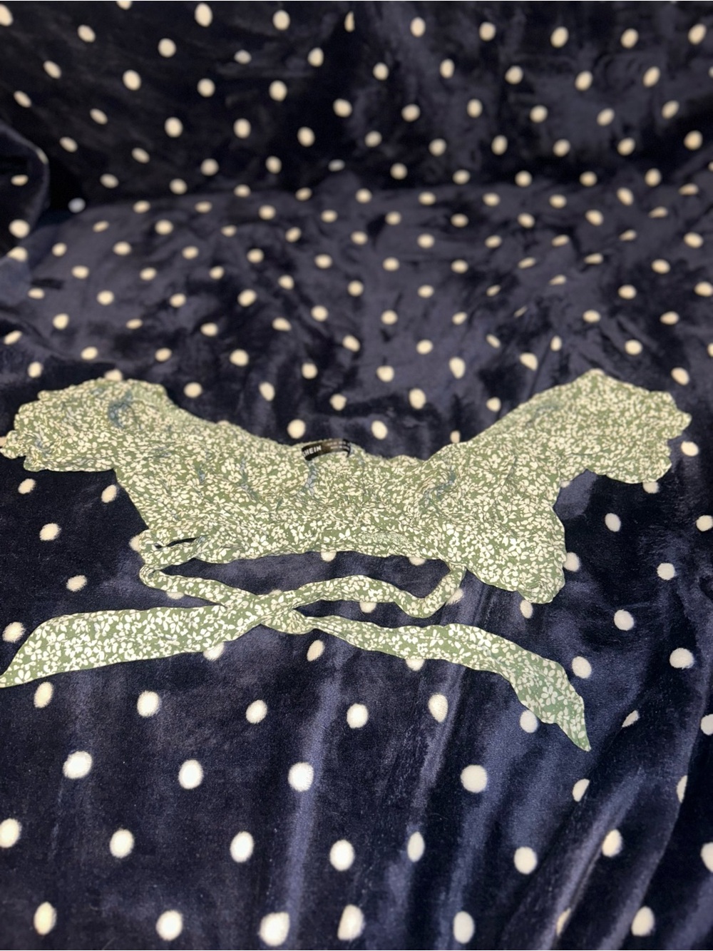 SHEIN Green White Floral Smocked Crop Top